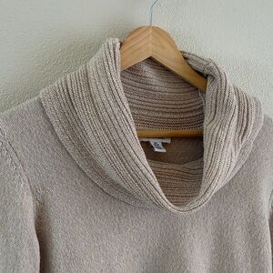 Calvin Klein tan knit cowl turtleneck women’s | size medium